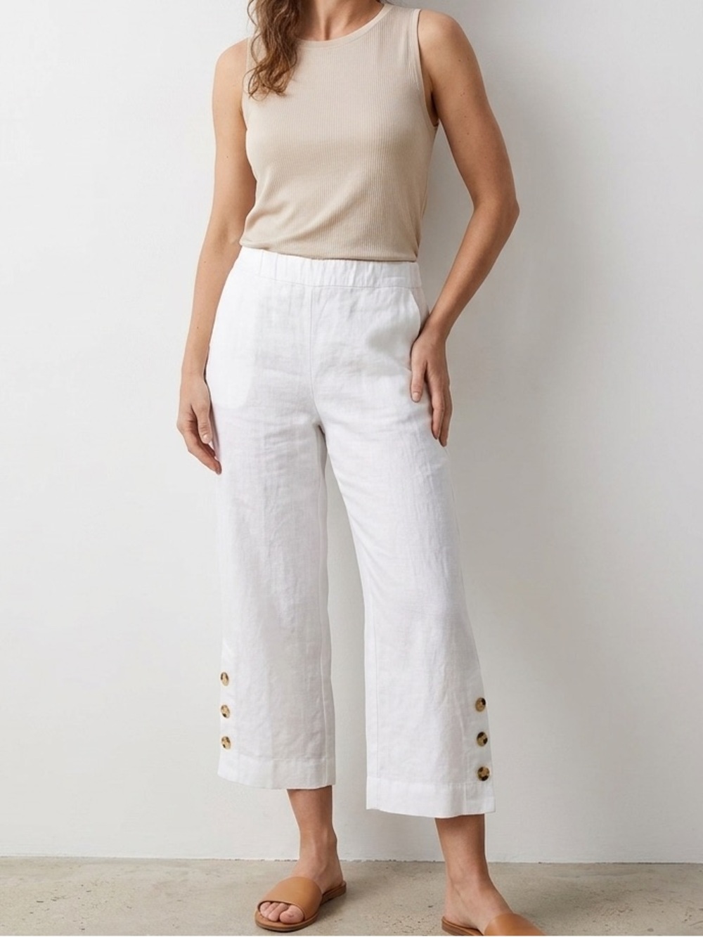 ✨CHICOS White Linen Pants Cropped Resort Wear Trousers Button Detail Beach ❤️